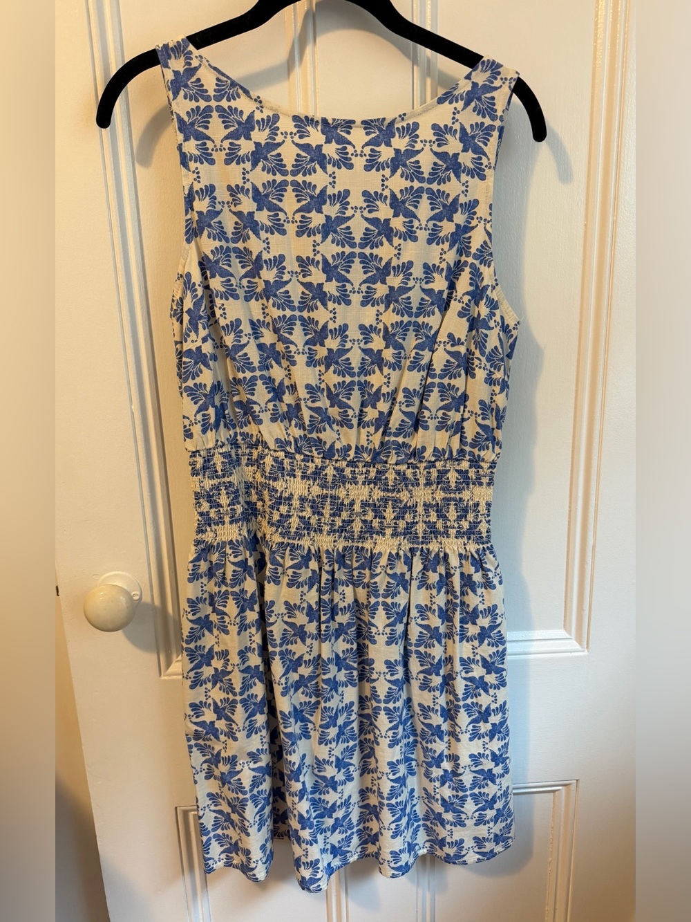 Universal Threads Sleeveless Blue Floral Smocked Waist Cotton Dress